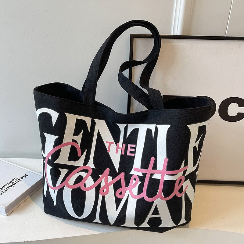Gentle woman tote bag