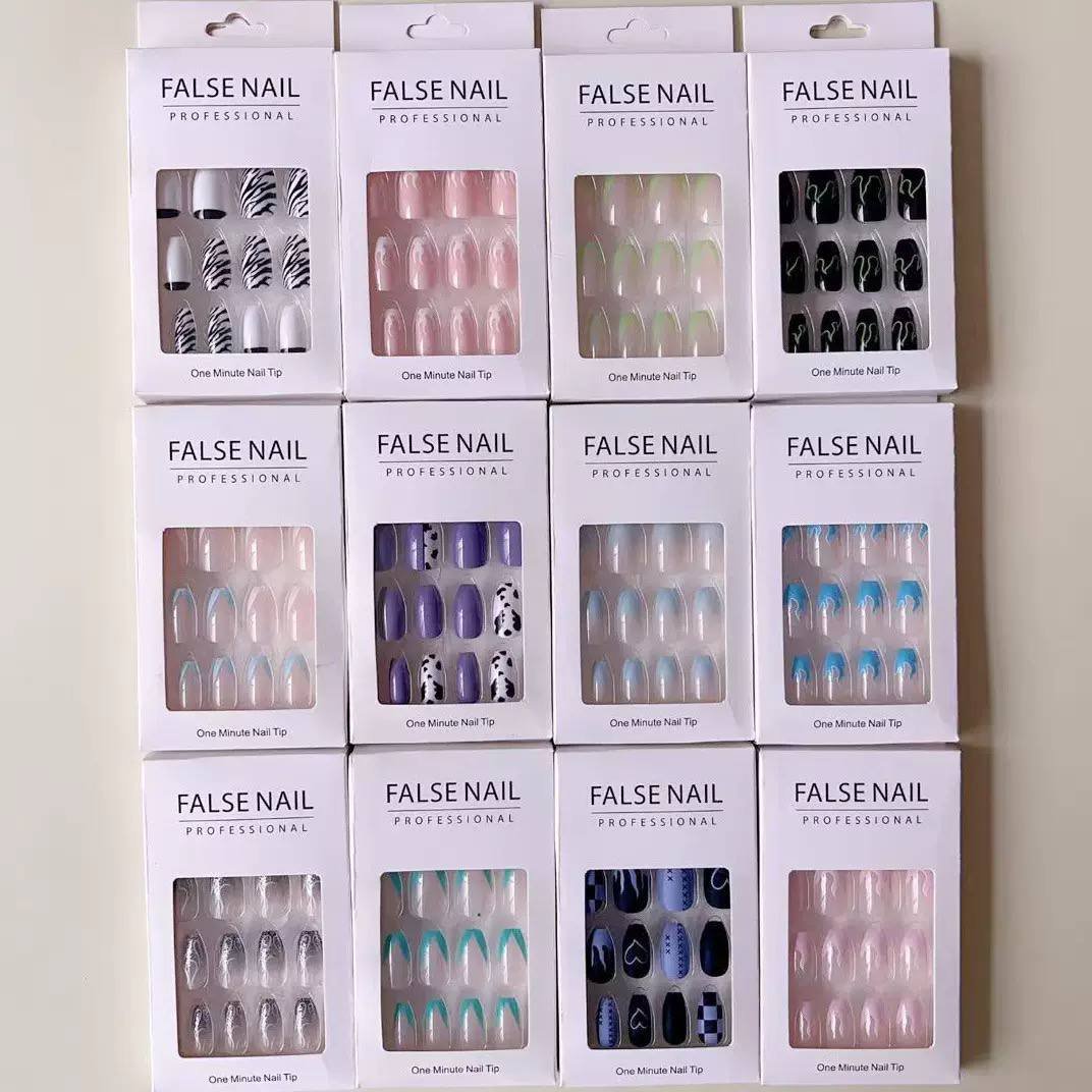 PRESS ON NAILS